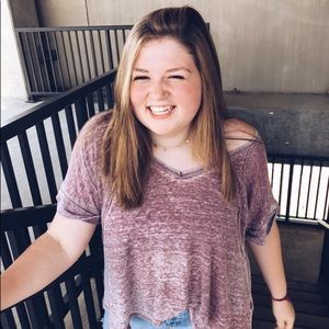 Meet your Posher, Kara